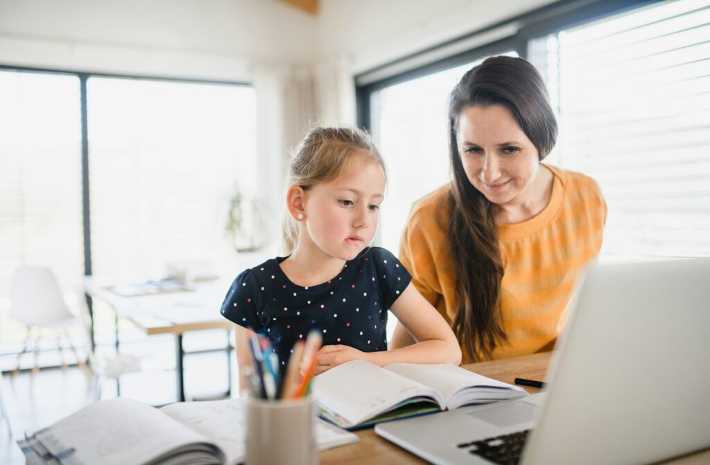AIと子ども、健全なパートナーシップを築くためには2
