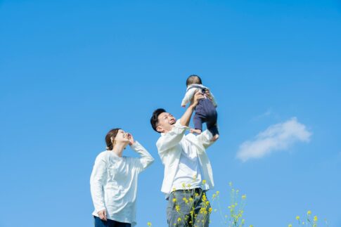 世界で広がる「未来世代法」。未来への責任と世代間の正義を考える